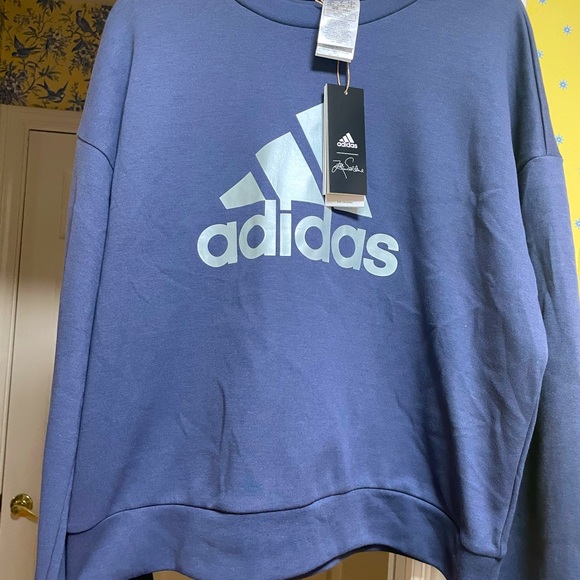 Adidas sweatshirt puff/wide sleeve